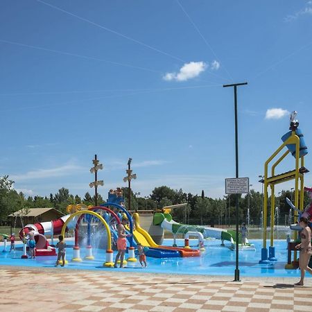 Happy Camp Mobile Homes In Centro Vacanze Bi Village فاجانا المظهر الخارجي الصورة